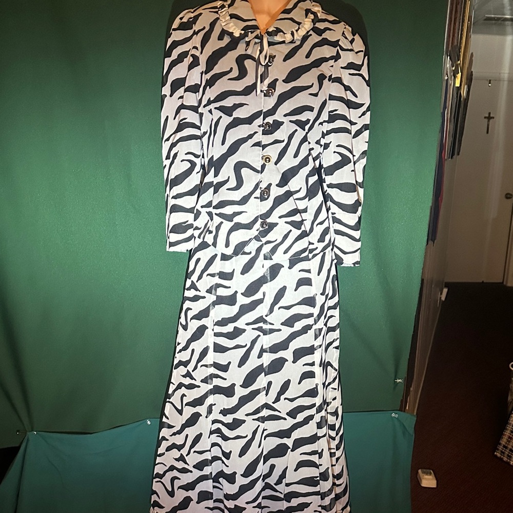 Not Rated Black and White Animal Print Long Sleeve Dress